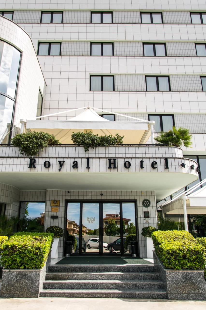 Hotel Royal Fermo Exterior foto